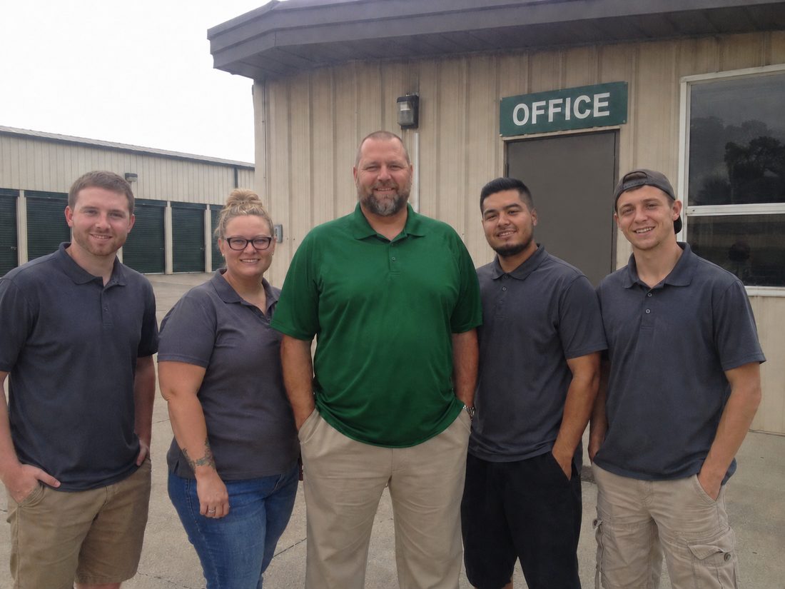 Pest control professionals in Bloomington, MN